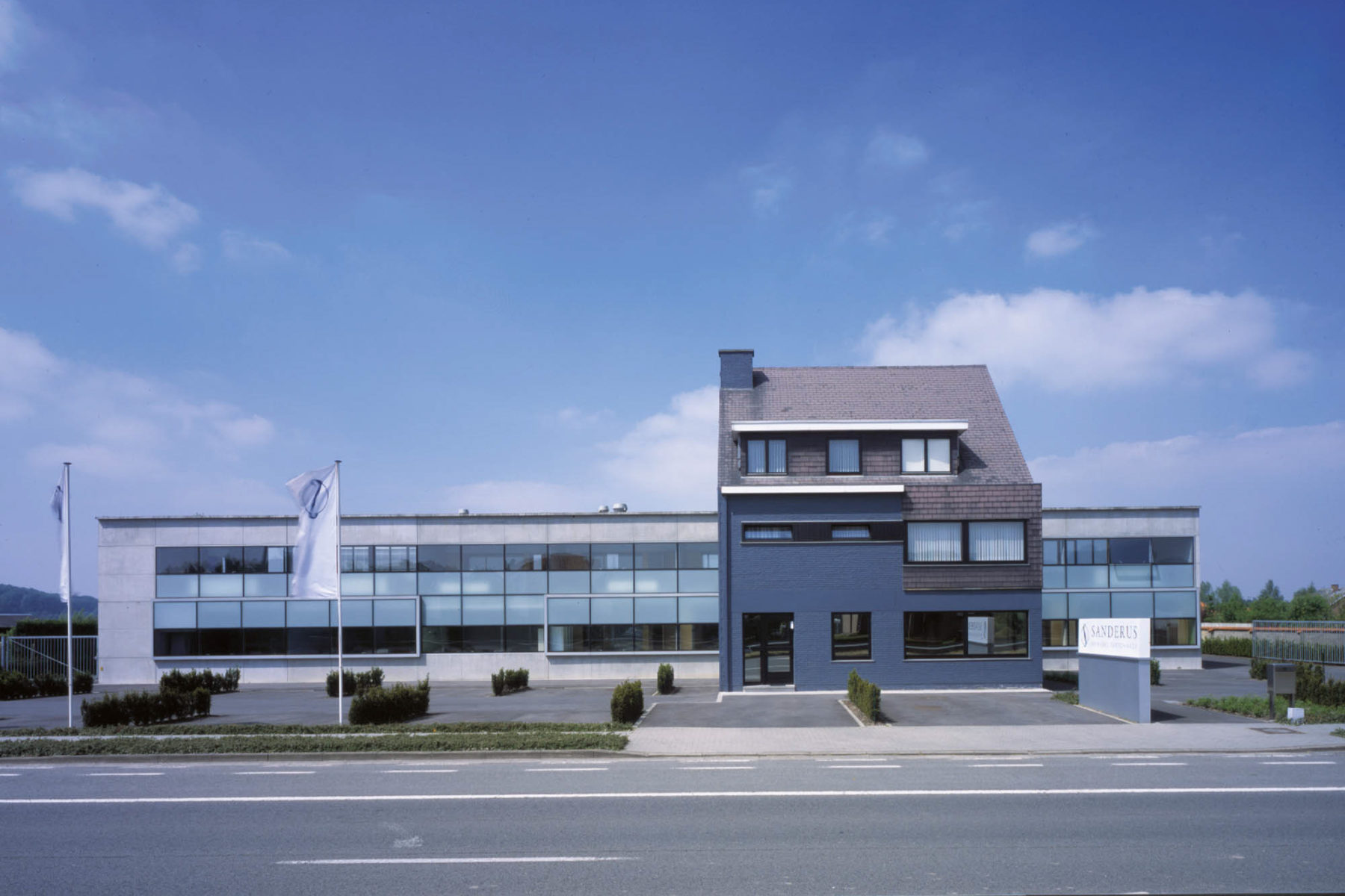 Over ons: het nieuwe gebouw van drukkerij Sanderus